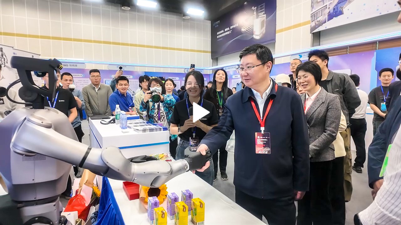 越疆機器人,越疆機器人應(yīng)用案例,焊接機器人,裝配機器人,越疆協(xié)作機器人、“精準操作選手”Atom榮獲智能控制獎